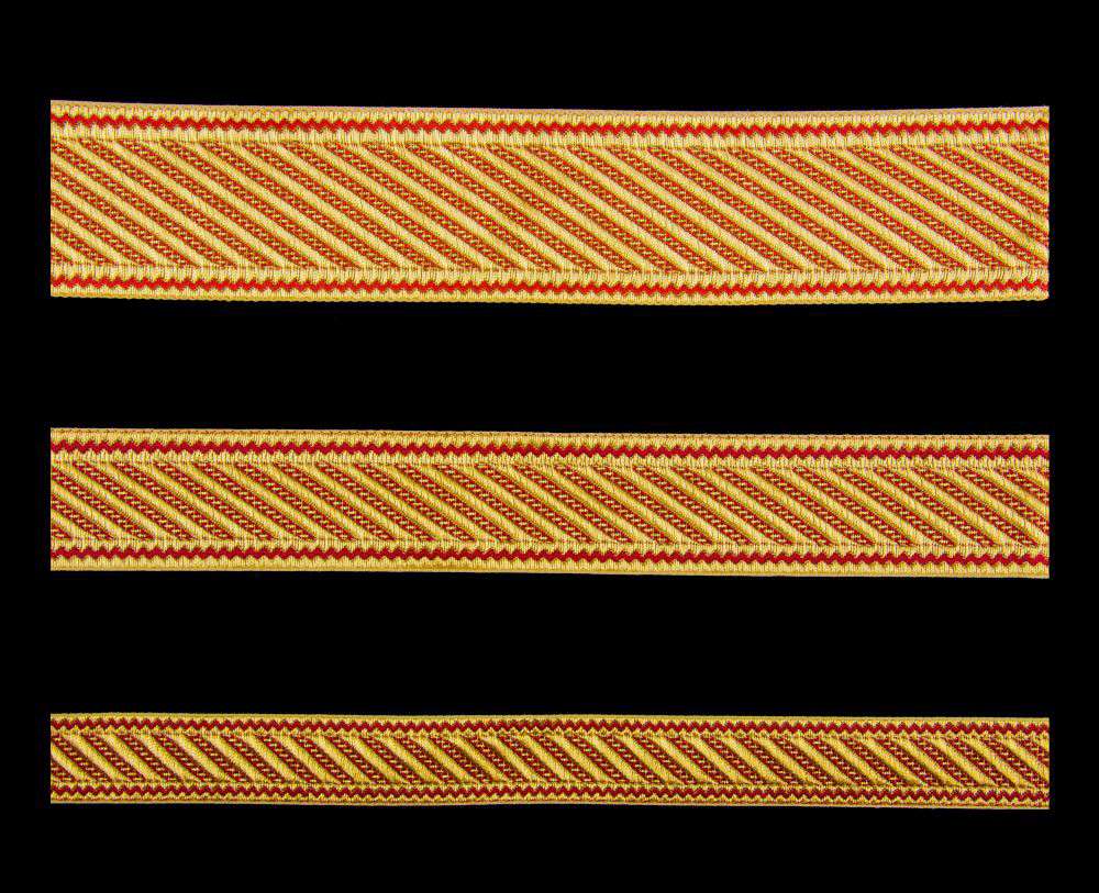 Galloon (Damascus) red with gold